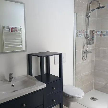 Maison Avec Jacuzzi Paisible Et Semesterbostad Jard-sur-Mer