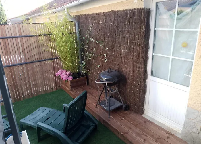 Maison Avec Jacuzzi Paisible Et Jard-sur-Mer