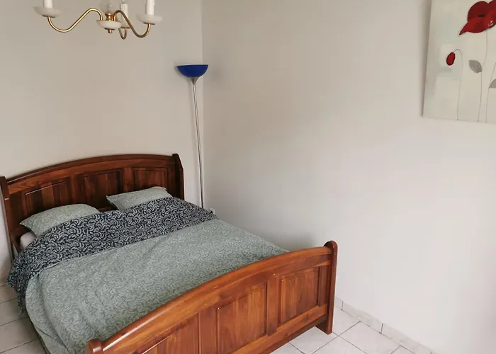 Maison Avec Jacuzzi Paisible Et Holiday home Jard-sur-Mer